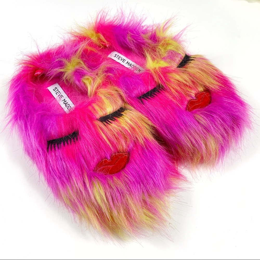 Steve Madden Eyelash Slippers - Small 5/6